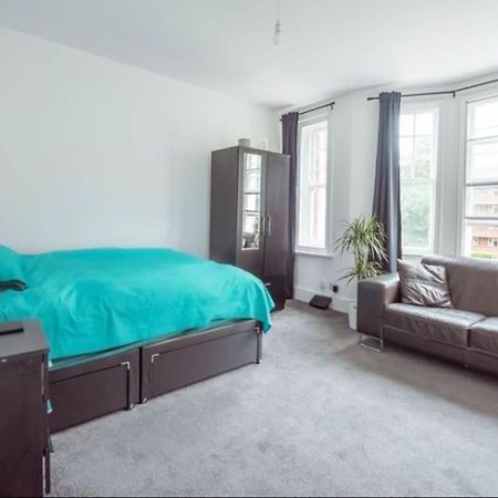 Great Flat Close To Edgware Road London Exterior photo