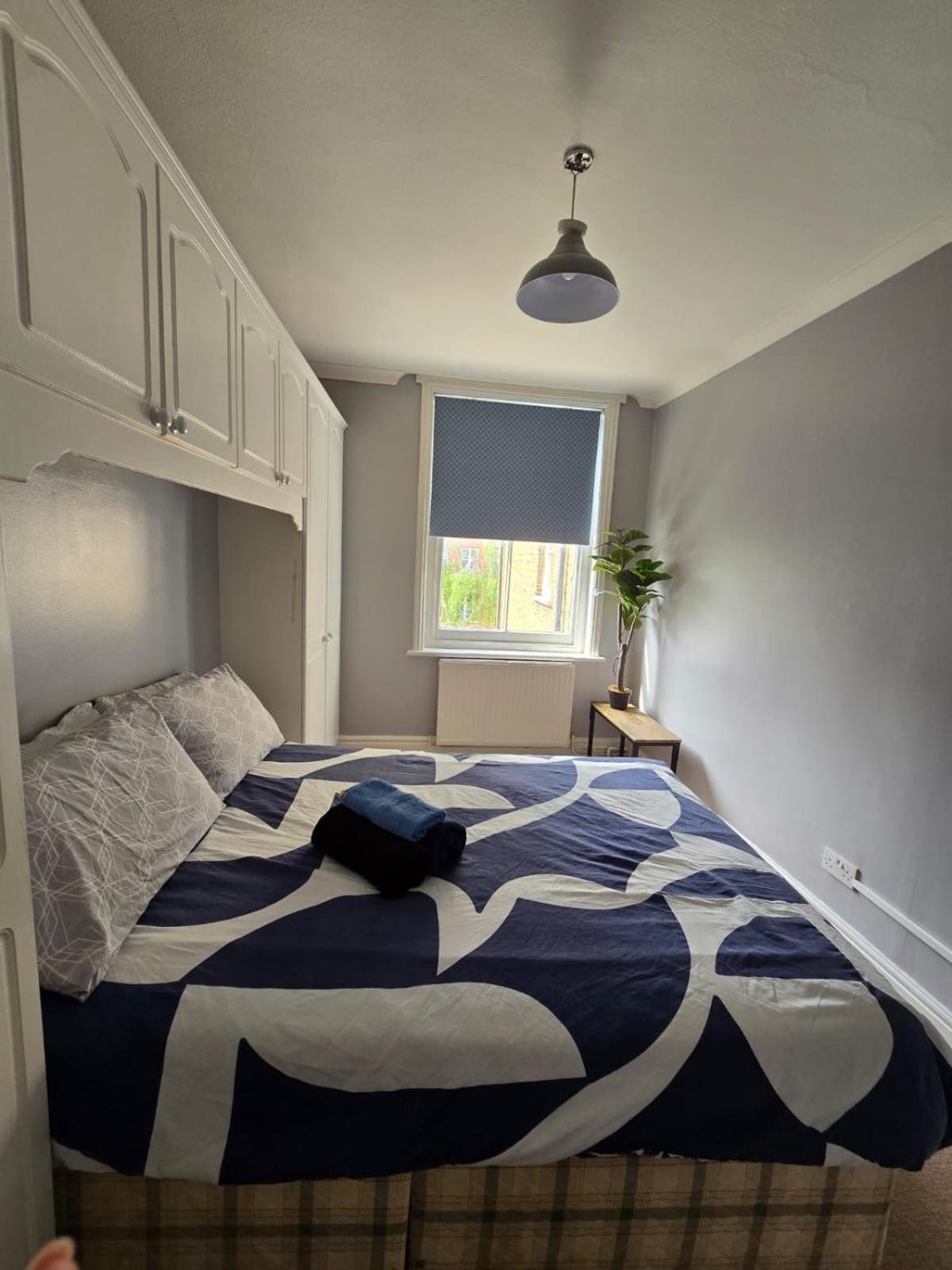 Great Flat Close To Edgware Road London Exterior photo