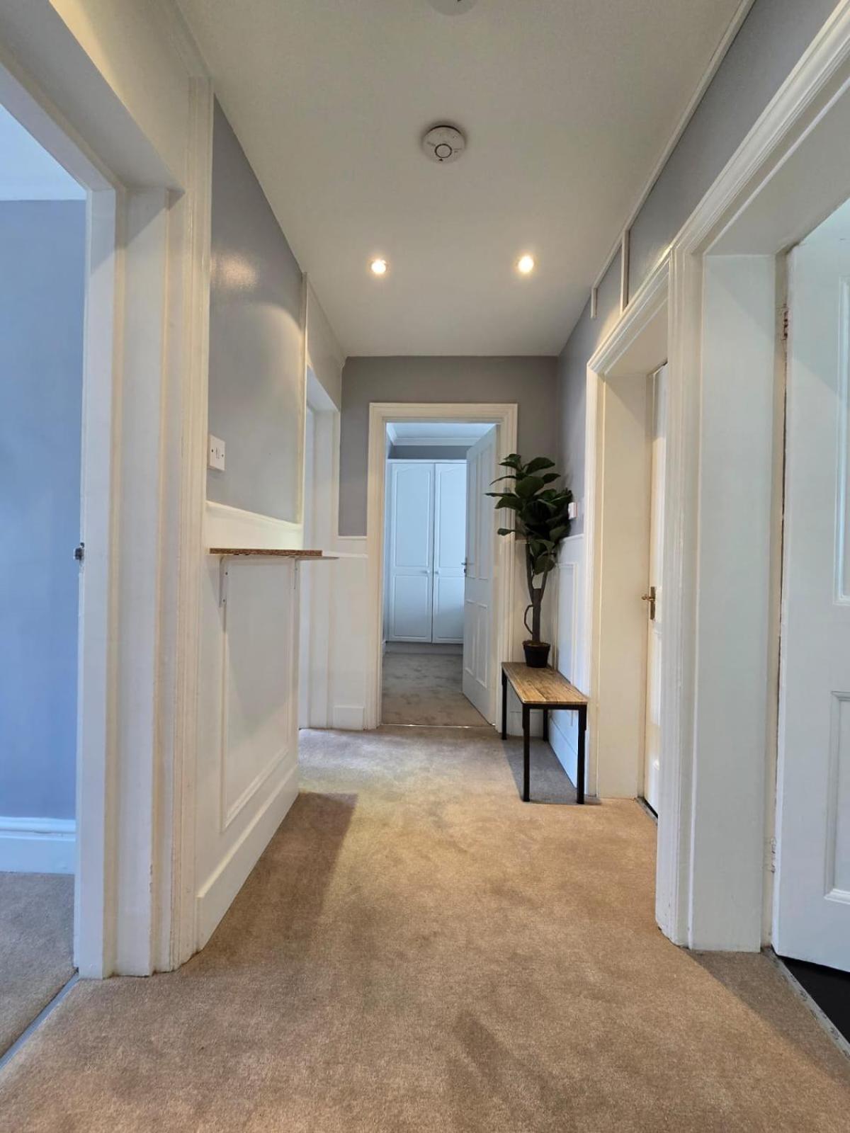 Great Flat Close To Edgware Road London Exterior photo