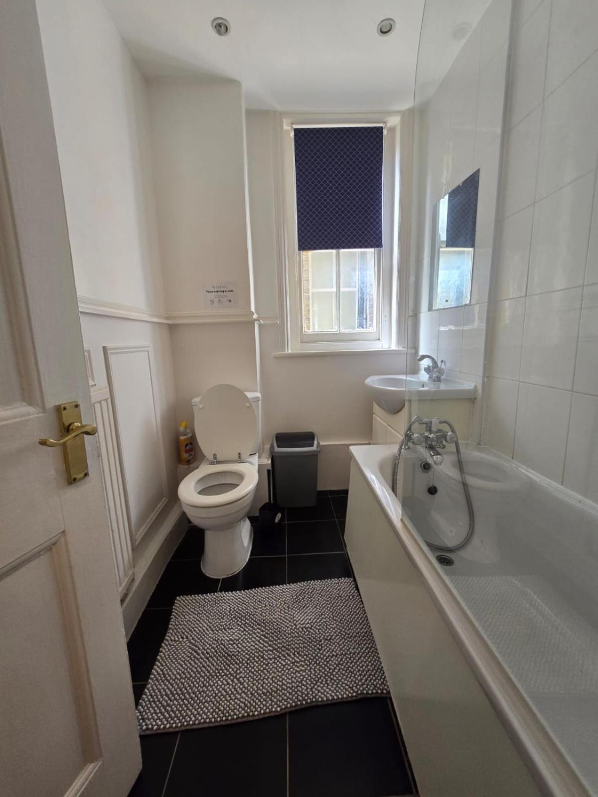Great Flat Close To Edgware Road London Exterior photo